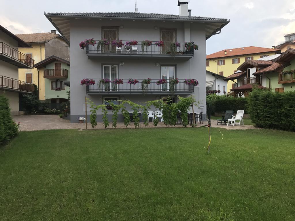 娜娜兹住宿加早餐旅馆 焦沃 外观 照片